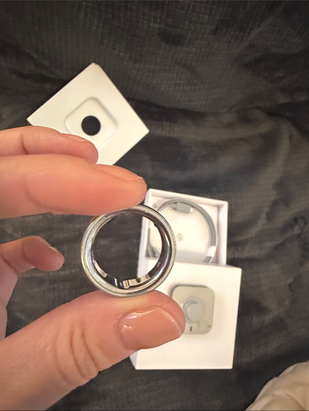 Good Condition Silver Oura Ring size 9 Gen 4 - Picture 4 of 8